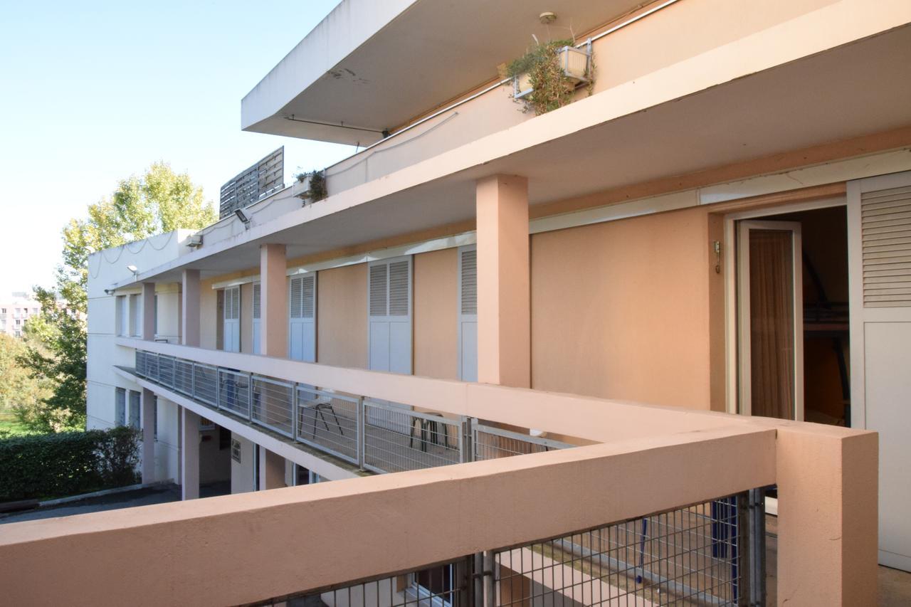 Auberge De Jeunesse Jas De Bouffan Aix-en-Provence Exterior foto